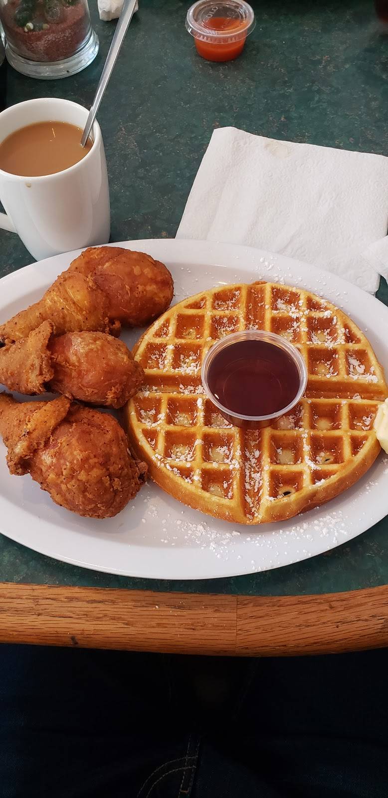 Seattle Chicken Express | restaurant | 3621 33rd Ave S, Seattle, WA 98144, USA | 2067087417 OR +1 206-708-7417