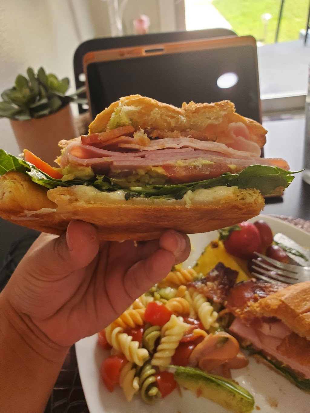 Chyanns Specialty Cafe | restaurant | 110 E Jackson Ave, Harlingen, TX 78550, USA | 9564962754 OR +1 956-496-2754