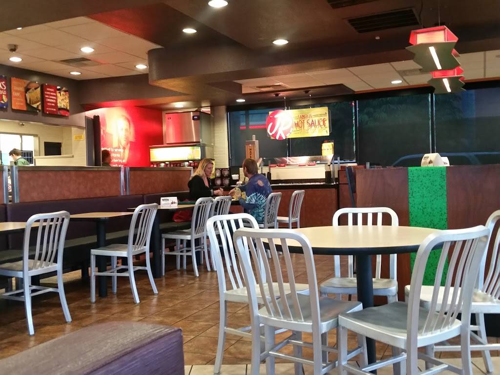 Miguels Jr. | restaurant | 114 E 17th St, Costa Mesa, CA 92627, USA | 9496462153 OR +1 949-646-2153