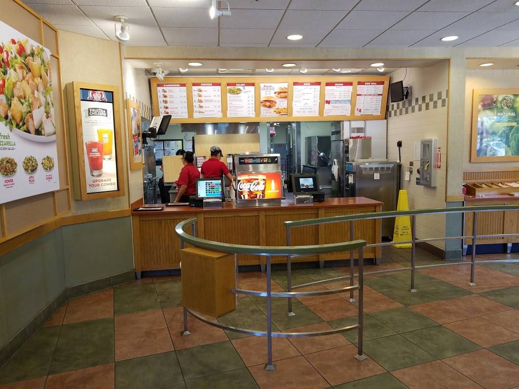 Wendys | restaurant | 78030 Country Club Dr, Palm Desert, CA 92211, USA | 7603454366 OR +1 760-345-4366