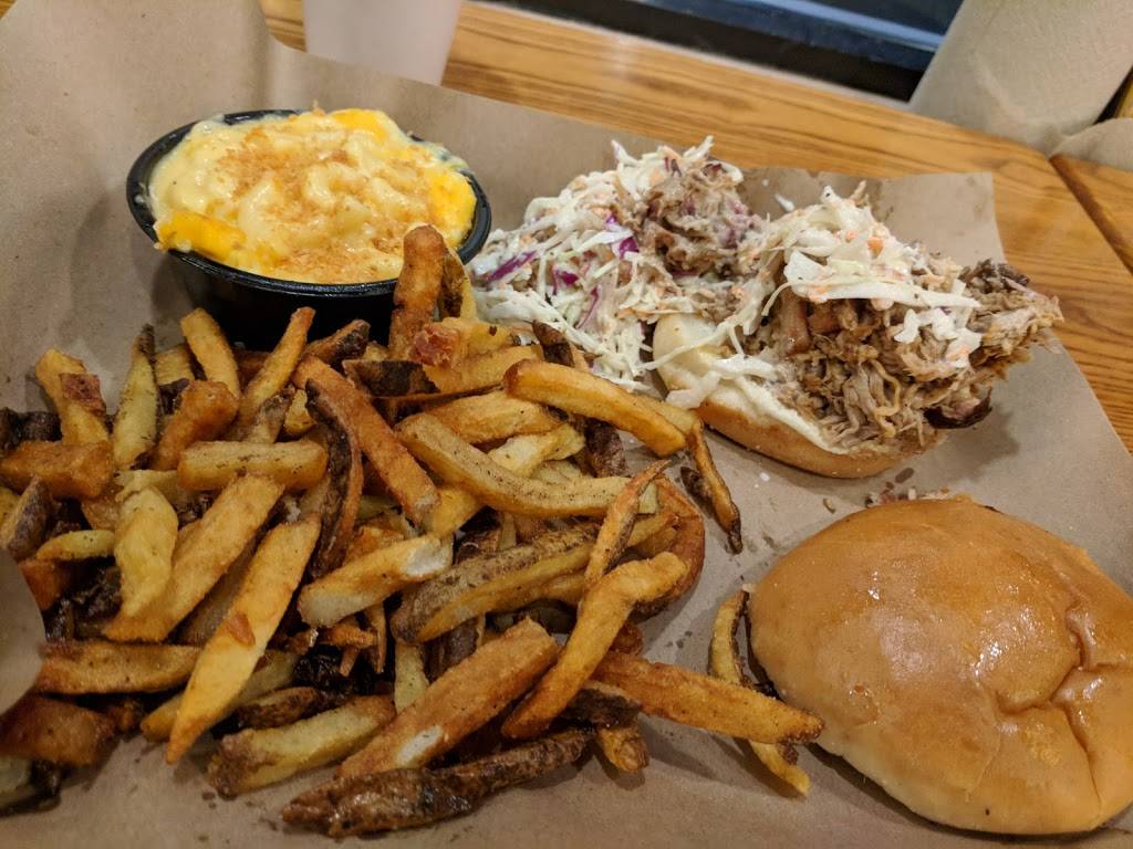 MISSION BBQ | restaurant | 116 S Independence Blvd, Virginia Beach, VA 23462, USA | 7574909050 OR +1 757-490-9050