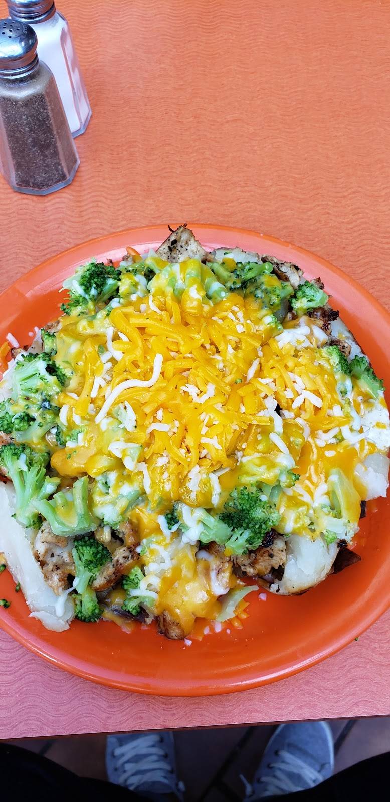 Goodys Grill | restaurant | 599 Bethesda Rd SW, Winston-Salem, NC 27103, USA | 3367653100 OR +1 336-765-3100