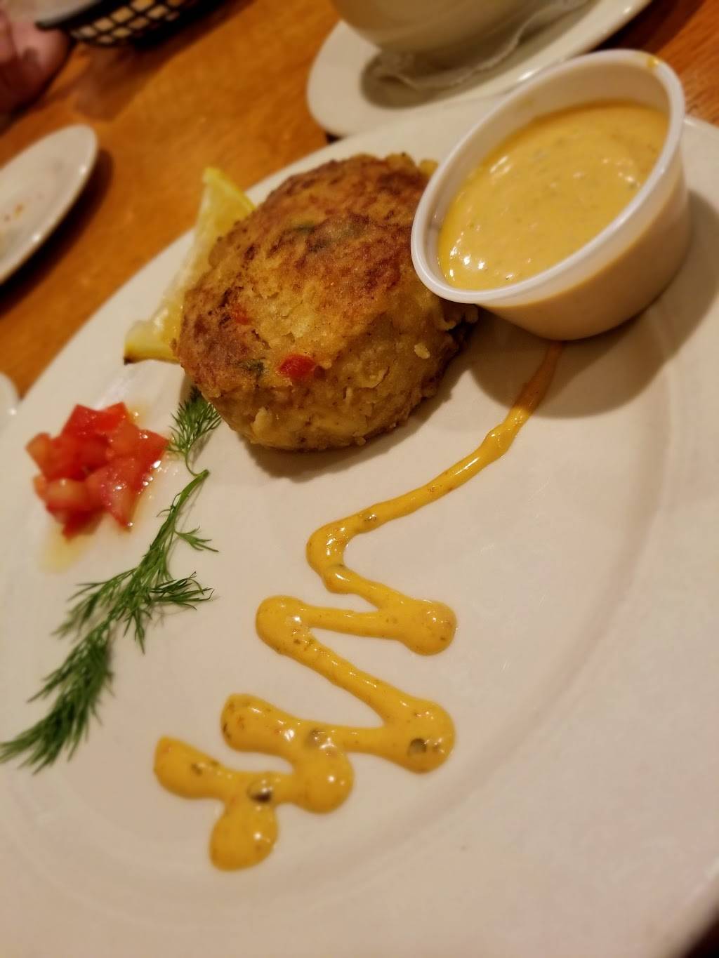 Barnacle Bills Seafood | restaurant | 5050 N Tamiami Trail, Sarasota, FL 34234, USA | 9413557700 OR +1 941-355-7700