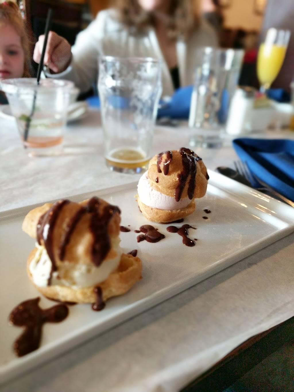 Bistro Toulouse | restaurant | 1220 Ben Sawyer Blvd, Mt Pleasant, SC 29464, USA | 8432163434 OR +1 843-216-3434