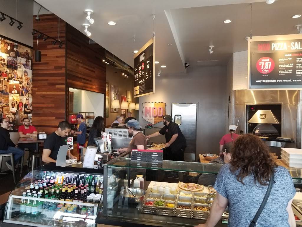 MOD Pizza | restaurant | 1240 N Loop 336 W Suite 500, Conroe, TX 77301, USA | 9364410054 OR +1 936-441-0054