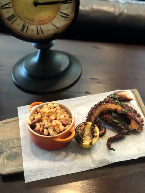 Kitchen On San Fernando | restaurant | 401 S San Fernando Blvd, Burbank, CA 91502, USA | 8185097964 OR +1 818-509-7964