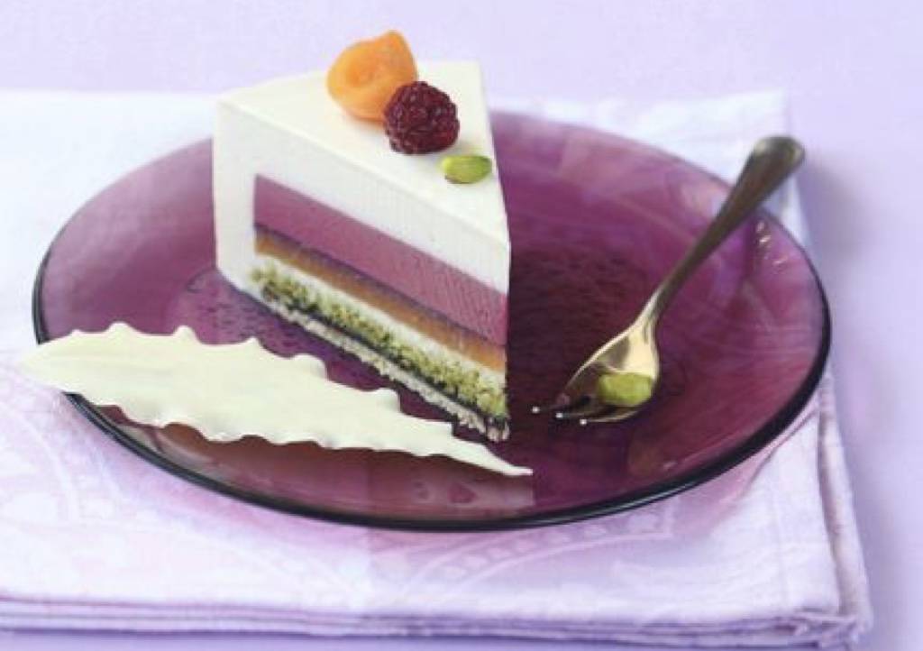 Breakwater Fine Dining | restaurant | 15 Stavebank Rd S, Mississauga, ON L5G 2T2, Canada | 9058916225 OR +1 905-891-6225