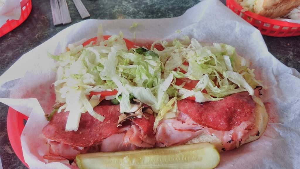 Mancinos of Petoskey | restaurant | 109 W Mitchell St, Petoskey, MI 49770, USA | 2313483700 OR +1 231-348-3700