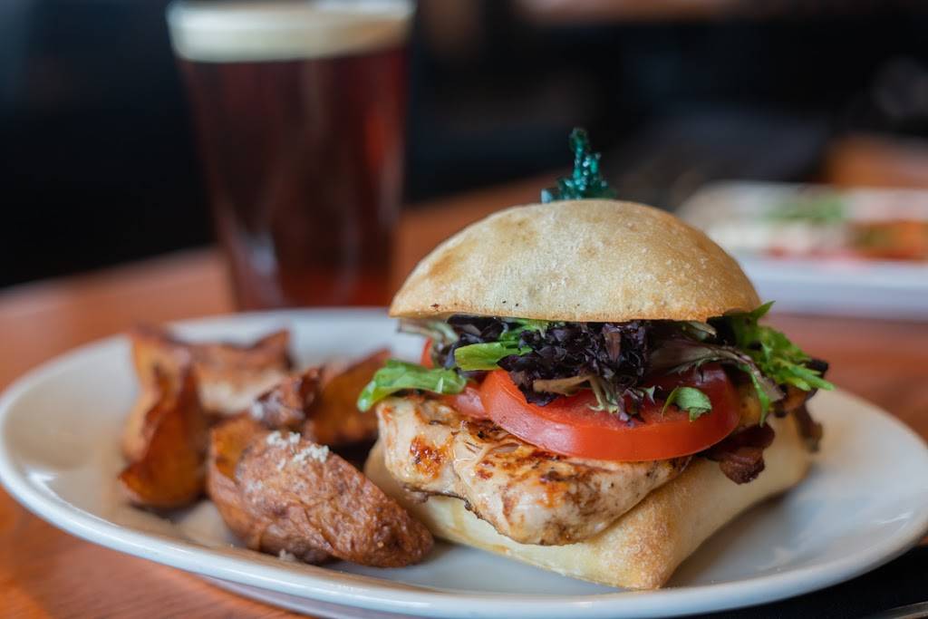 Lui Lui | restaurant | 259 Daniel Webster Hwy, Nashua, NH 03060, USA | 6038882588 OR +1 603-888-2588