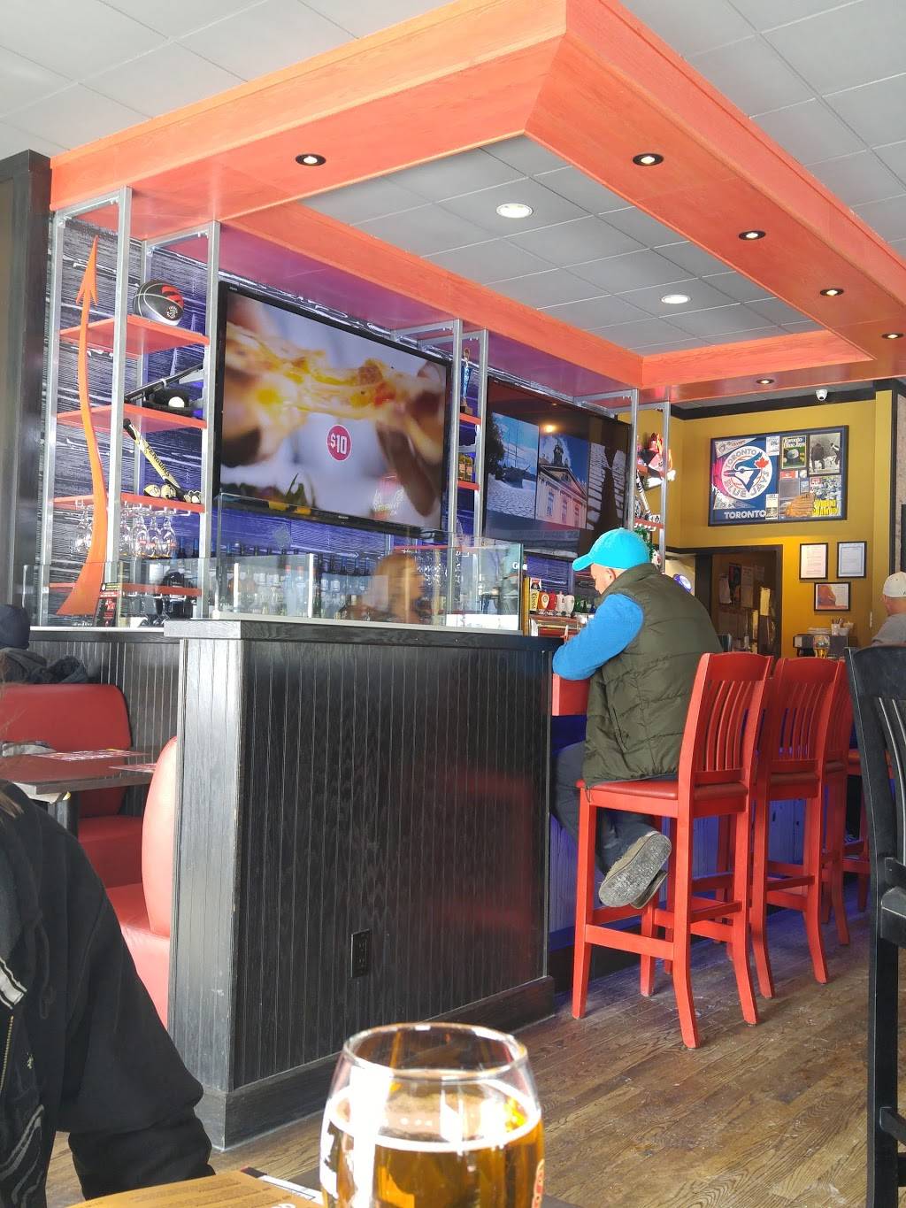 St. Louis Bar & Grill | restaurant | 541 Holland St W Unit S1, Bradford, ON L3Z 0C1, Canada | 9057750055 OR +1 905-775-0055