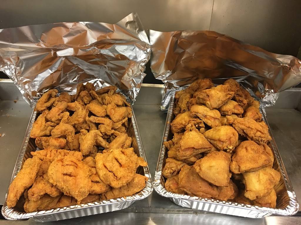 M & M CHICKEN & FISH | restaurant | 981 Alum Creek Dr, Columbus, OH 43209, USA | 6142523674 OR +1 614-252-3674