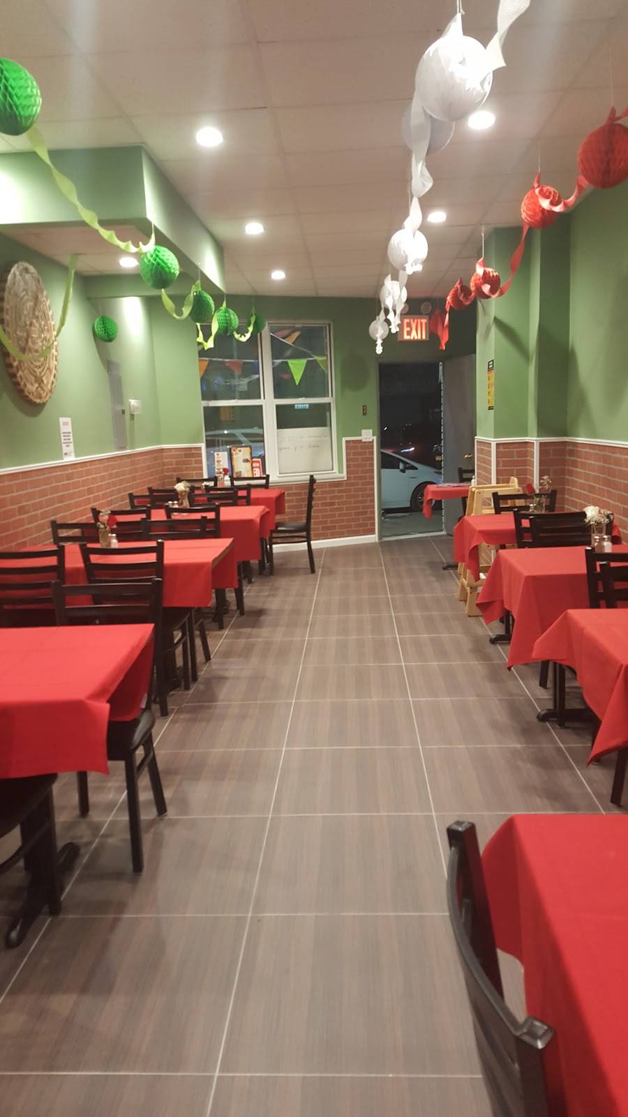 El Divino Rey Mexican Restaurant | restaurant | 6808 New Utrecht Ave, Brooklyn, NY 11219, USA | 3476738351 OR +1 347-673-8351