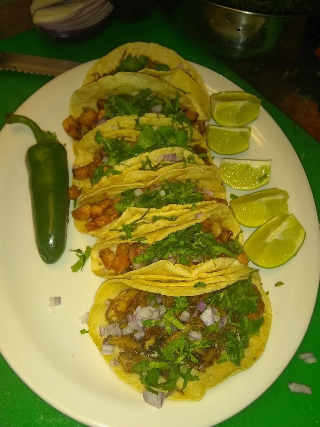 Ta Queria Al Pastor | restaurant | 88 tercera calle #88, Elizabeth, NJ 07206, USA | 9083528085 OR +1 908-352-8085