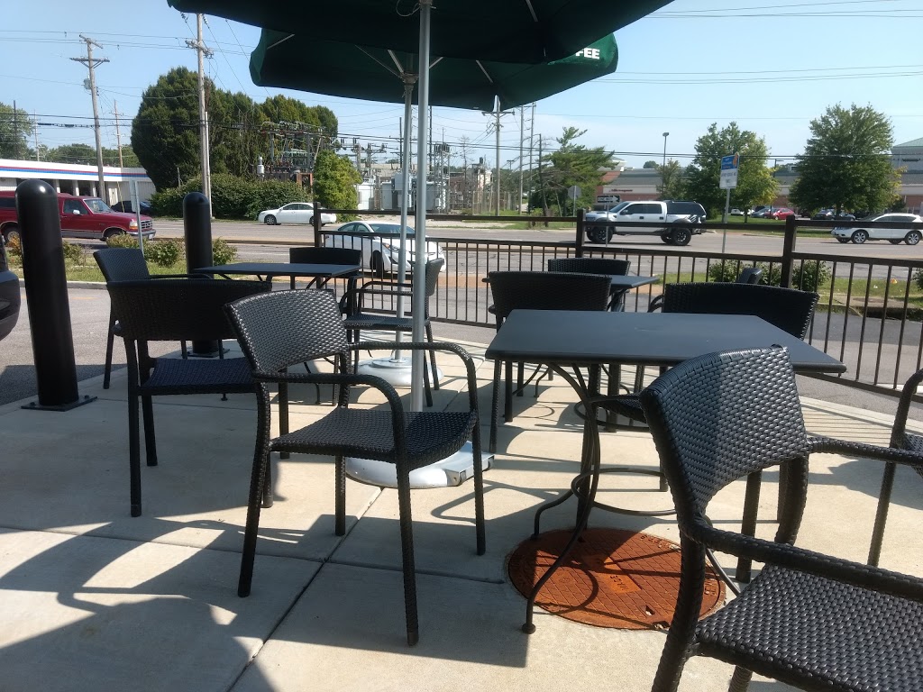 Starbucks | cafe | 3025 Lindbergh Blvd, Florissant, MO 63033, USA | 3143412665 OR +1 314-341-2665