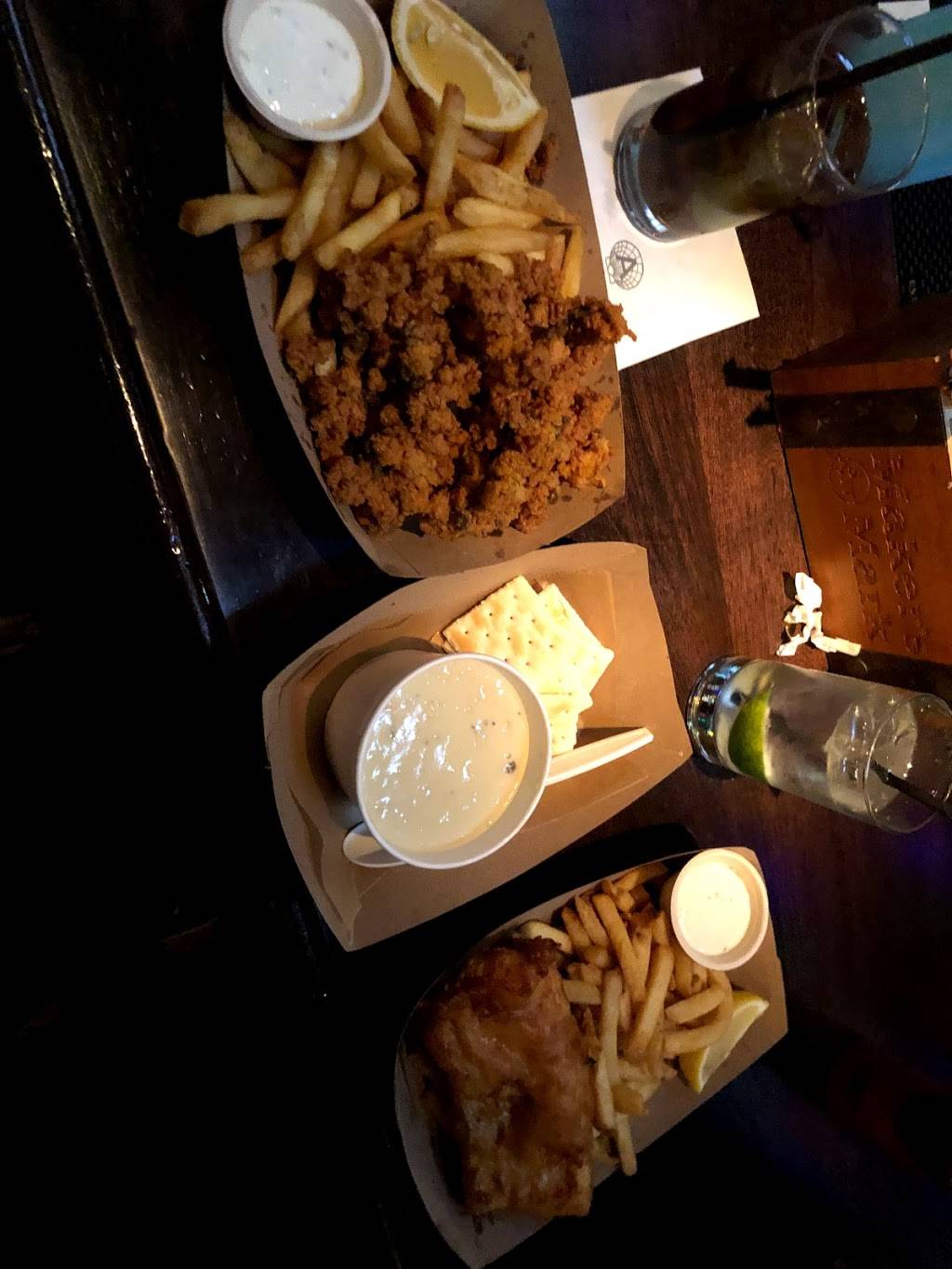 The Oyster House at Pier A | restaurant | 22 Battery Pl, New York, NY 10004, USA | 2127850153 OR +1 212-785-0153