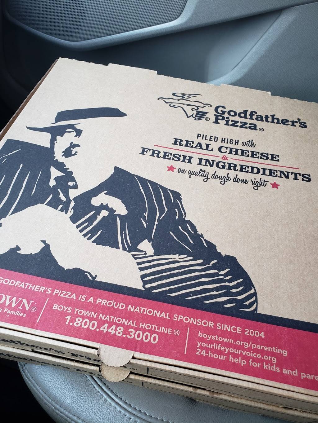 Godfathers Pizza Express | meal takeaway | 6903 Blue Ridge Blvd, Raytown, MO 64133, USA | 8163588262 OR +1 816-358-8262