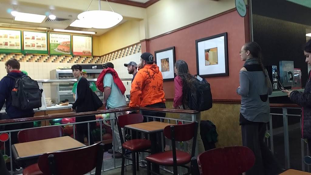 Subway | restaurant | 7800 Airport Blvd, Houston, TX 77061, USA | 2816576165 OR +1 281-657-6165