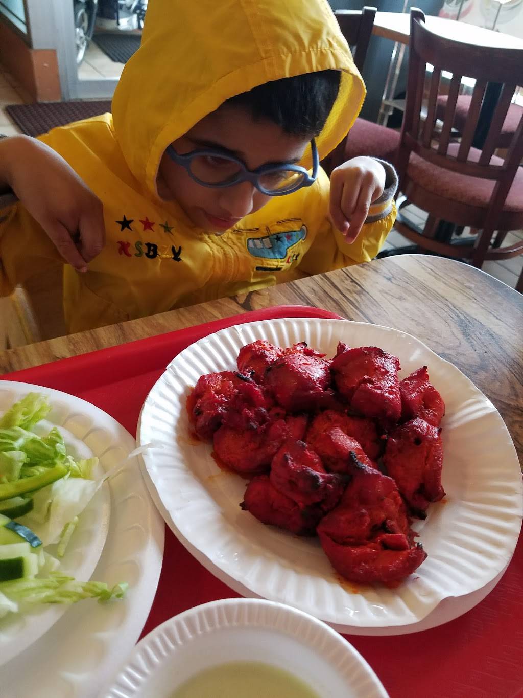 King Palace Gyro And Fried Chicken | restaurant | 1961 Flatbush Ave, Brooklyn, NY 11234, USA | 7189756803 OR +1 718-975-6803