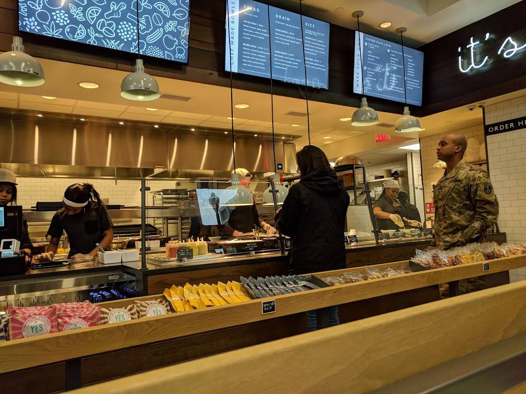 The Little Beet | restaurant | Central Place Rosslyn, 1800 N Lynn St, Arlington, VA 22209, USA | 7033106711 OR +1 703-310-6711