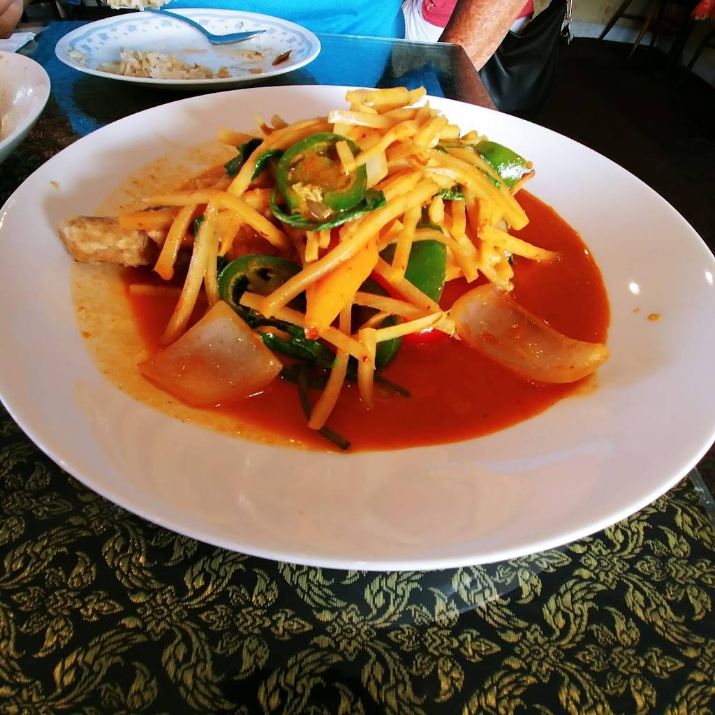 Bangkok House | restaurant | 318 N Kings Hwy, Myrtle Beach, SC 29577, USA | 8436265384 OR +1 843-626-5384