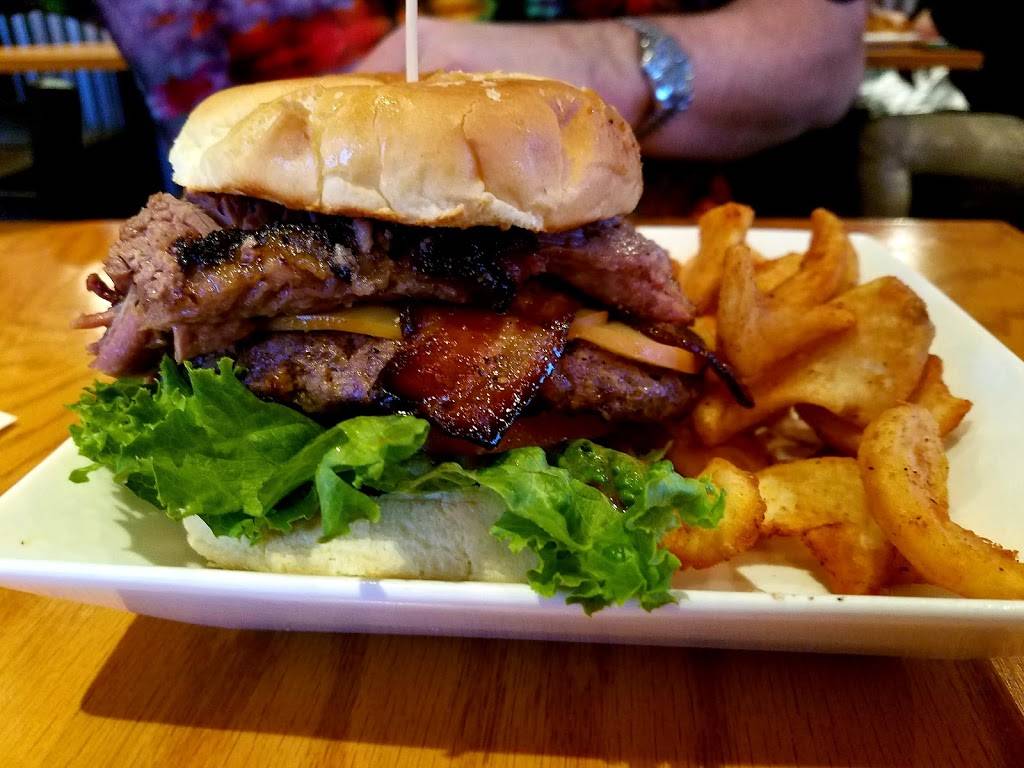 YummyPig BBQ | restaurant | 17 Catoctin Cir SE, Leesburg, VA 20175, USA | 5717074459 OR +1 571-707-4459