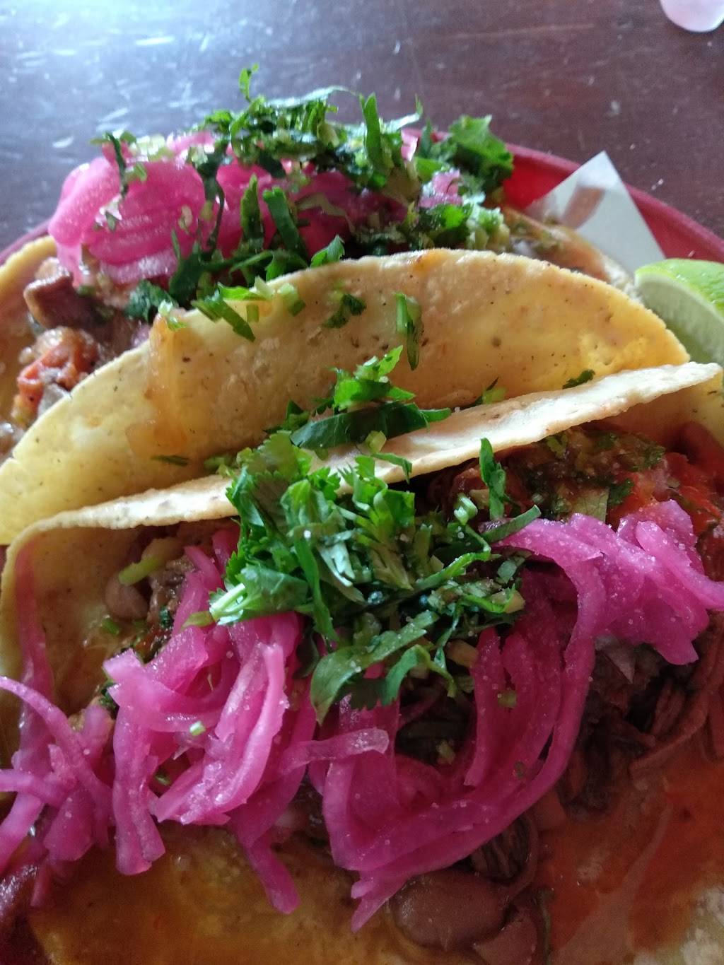 La Comadre -Restaurante Tacos | restaurant | Local A, Av. Ruiz 377, Centro, 22870 Ensenada, B.C., Mexico | 016461788543 OR +52 646 178 8543