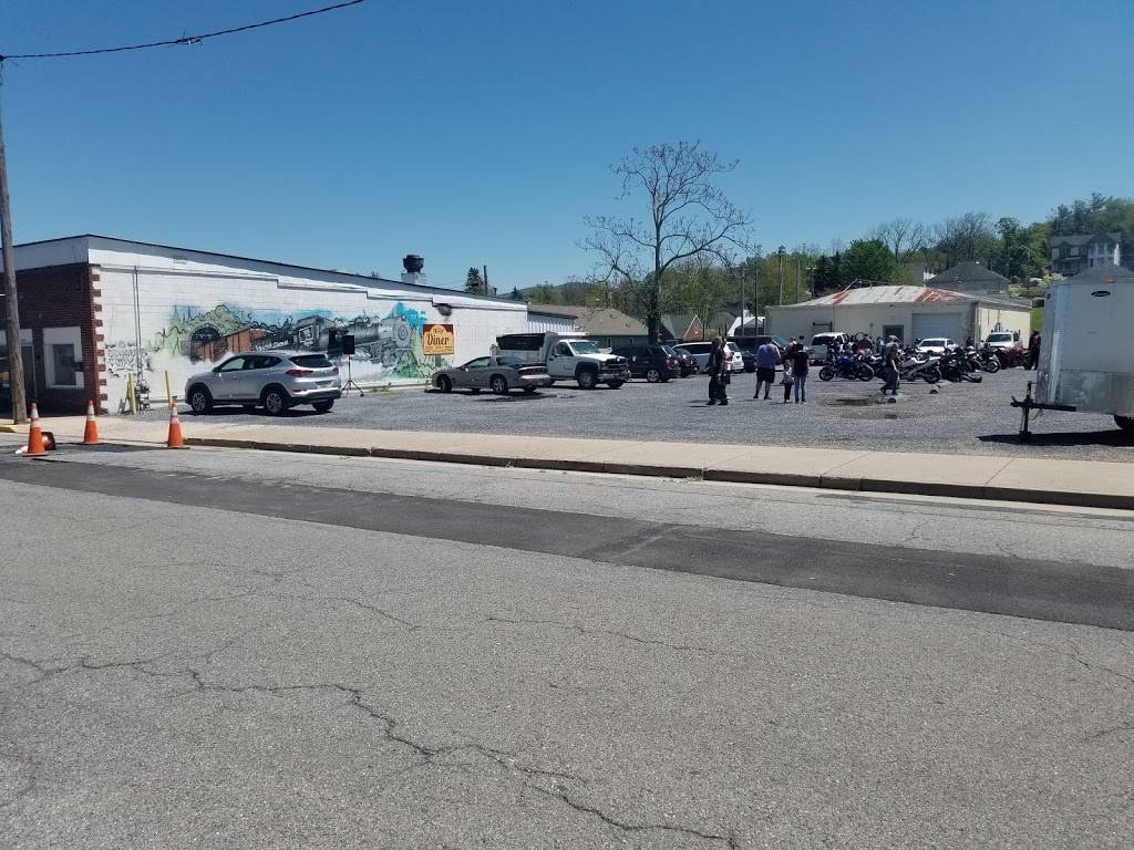 408 Diner | restaurant | 408 N Commerce Ave, Waynesboro, VA 22980, USA | 5405696350 OR +1 540-569-6350