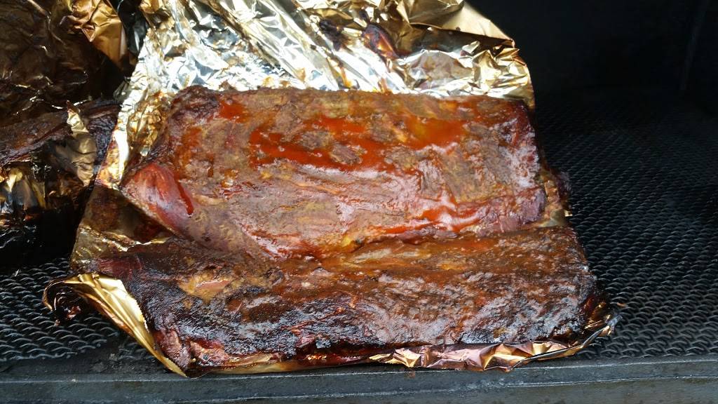 Revas Place | restaurant | 65-B Main St, Cadiz, KY 42211, USA | 2703487718 OR +1 270-348-7718