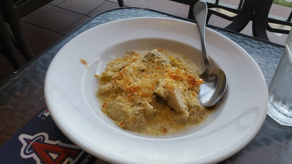 19 – Restaurant & Lounge | night club | 24122 Moulton Pkwy, Laguna Woods, CA 92637, USA | 9492061525 OR +1 949-206-1525