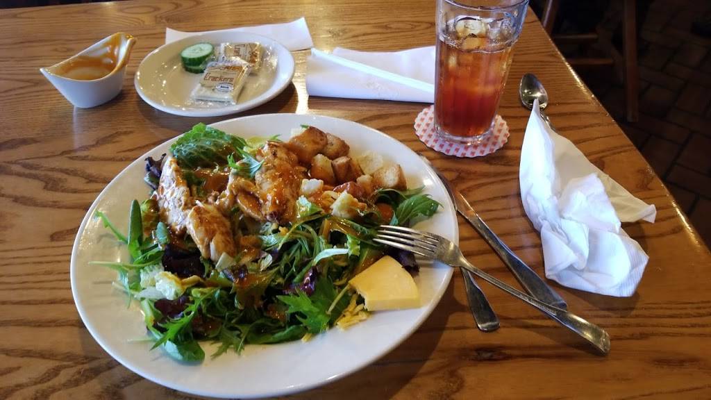 Cracker Barrel Old Country Store | restaurant | 115 Gum Branch Rd, Dickson, TN 37055, USA | 6154413353 OR +1 615-441-3353