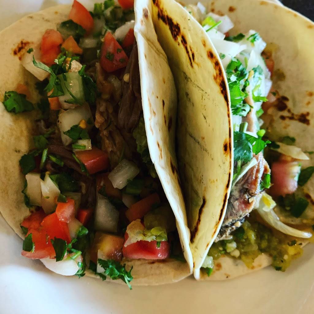 Zs Eatery & Draught Haus | restaurant | 1501 N 1st St, Indianola, IA 50125, USA | 5159615200 OR +1 515-961-5200