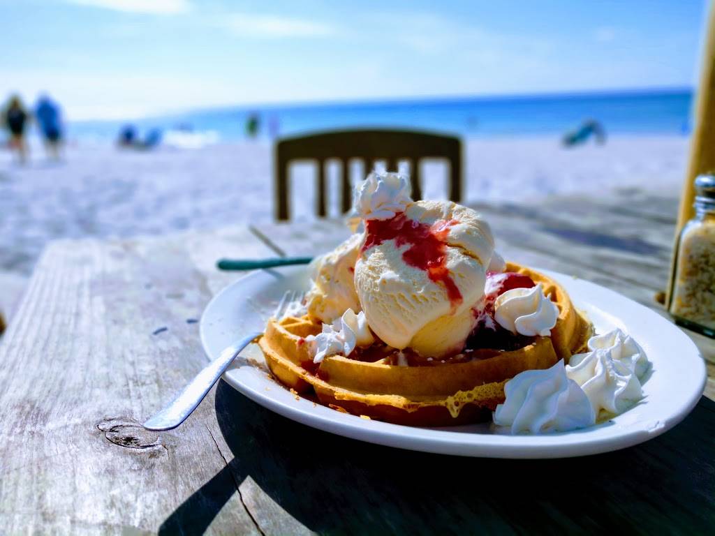 Gulf Drive Cafe | restaurant | 900 Gulf Dr N, Bradenton Beach, FL 34217, USA | 9417781919 OR +1 941-778-1919