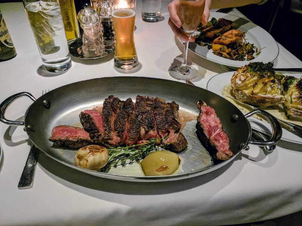 Gibsons Italia | restaurant | 233 N Canal St, Chicago, IL 60606, USA | 3124141100 OR +1 312-414-1100