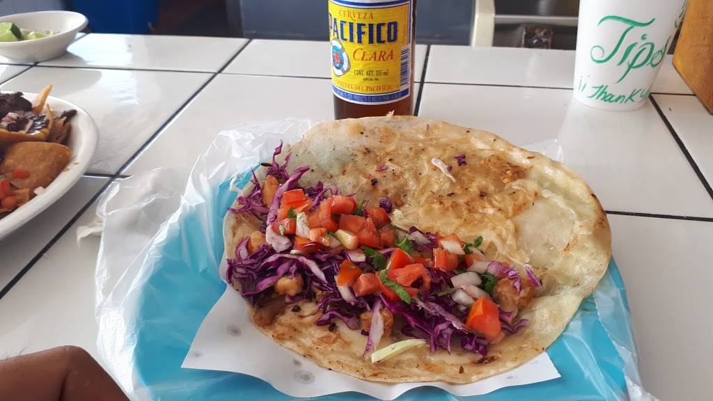 Tacos and Beers | restaurant | Mártires de Pinos Altos 18, Obrera, 22703 Rosarito, B.C., Mexico | 0446642061078 OR +52 1 664 206 1078