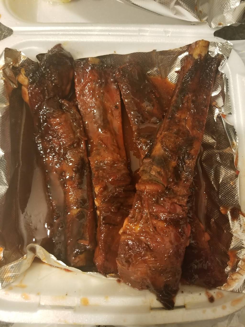 Ribs & Soul | restaurant | 1126 Southbound Gratiot Ave, Mt Clemens, MI 48043, USA | 5864770442 OR +1 586-477-0442