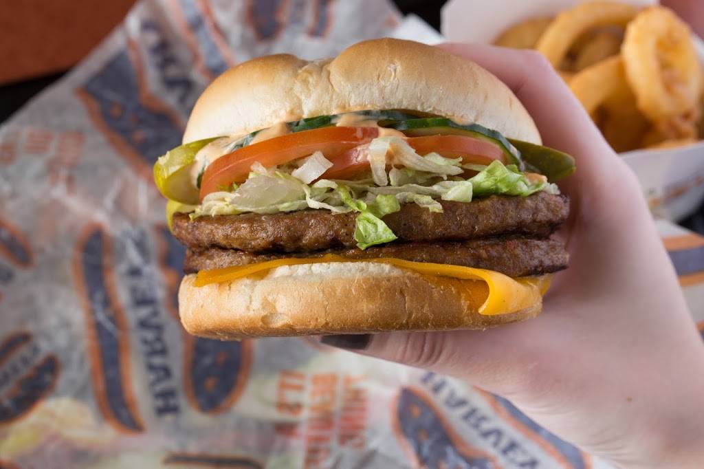 Harveys | restaurant | 11 245 Boulevard Lacordaire, Montréal-Nord, QC H1G 4J7, Canada | 4383154445 OR +1 438-315-4445