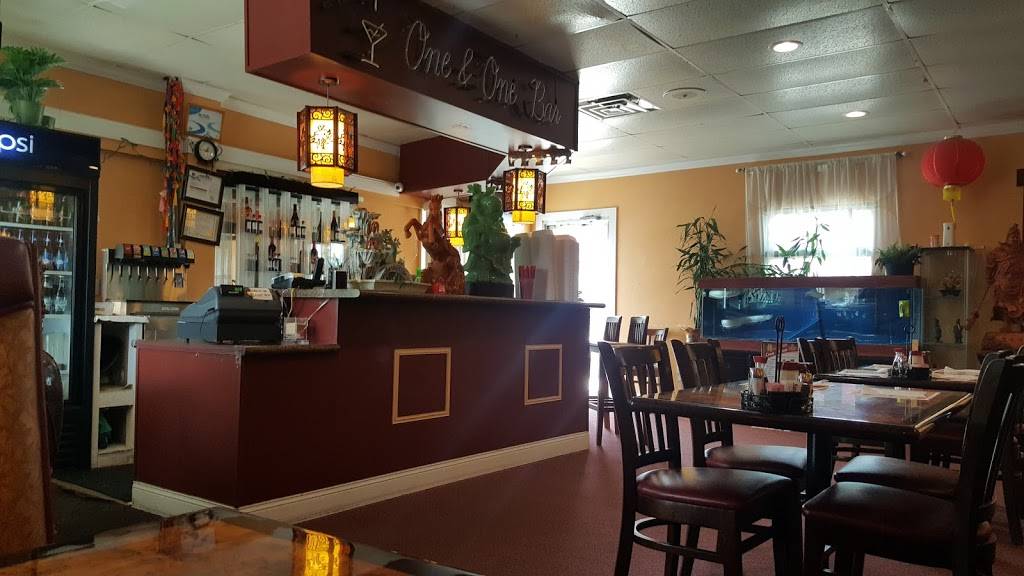 One & One Chinese Restaurant | restaurant | 509 US-71, Arnolds Park, IA 51331, USA | 7123329100 OR +1 712-332-9100