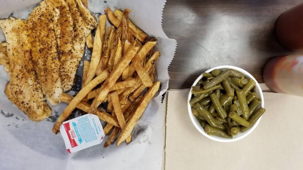 Just In Time Seafood | restaurant | 245 Retail Commons Pkwy, Martinsburg, WV 25403, USA | 3042623474 OR +1 304-262-3474