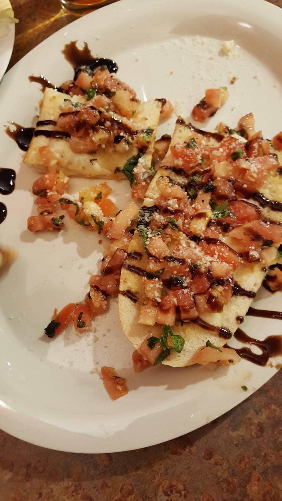 Longos Pizza | restaurant | 8907 Mentor Ave, Mentor, OH 44060, USA | 4409748282 OR +1 440-974-8282