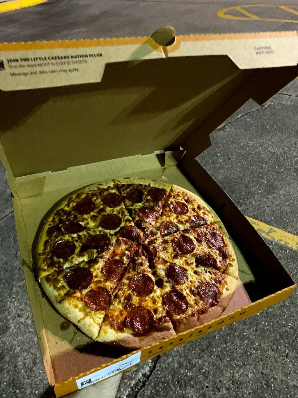 Little Caesars Pizza | meal delivery | 4592 S Sherwood Forest Blvd SUITE A, Baton Rouge, LA 70816, USA | 2252935606 OR +1 225-293-5606