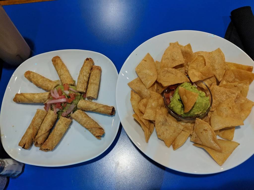 La Chiquita Restaurant | restaurant | 1500 University Blvd E, Langley Park, MD 20783, USA | 3015579395 OR +1 301-557-9395