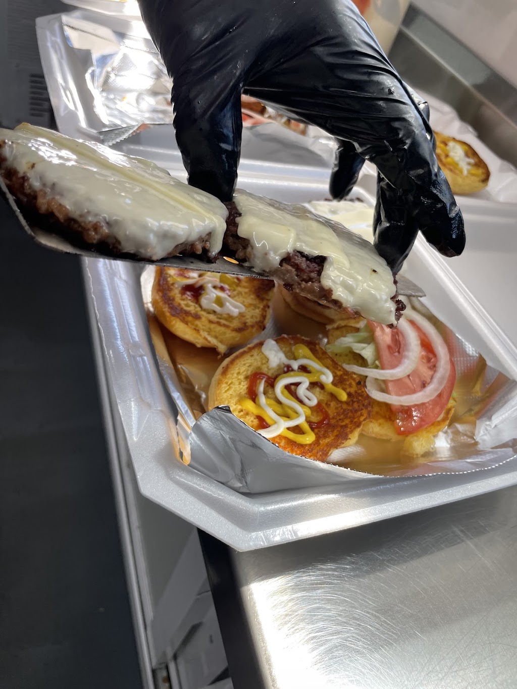 Slider Box | restaurant | 962 St Johns Bluff Rd N, Jacksonville, FL 32225, USA | 9047673401 OR +1 904-767-3401