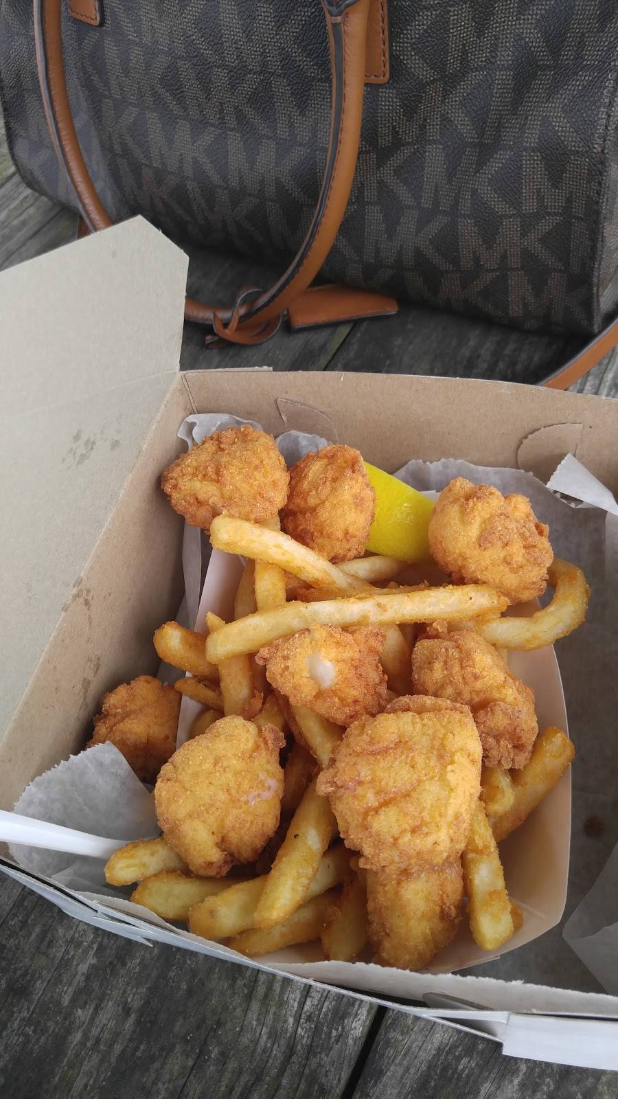 Sandbar | restaurant | 31 Kimberly Ave, West Haven, CT 06516, USA | 2039333700 OR +1 203-933-3700