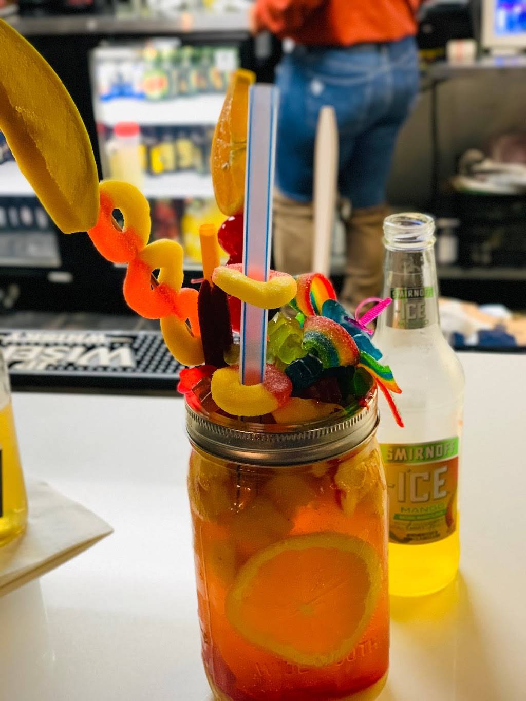 Fastrak 4 | restaurant | 403 Greens Rd, Houston, TX 77060, USA | 7134598011 OR +1 713-459-8011