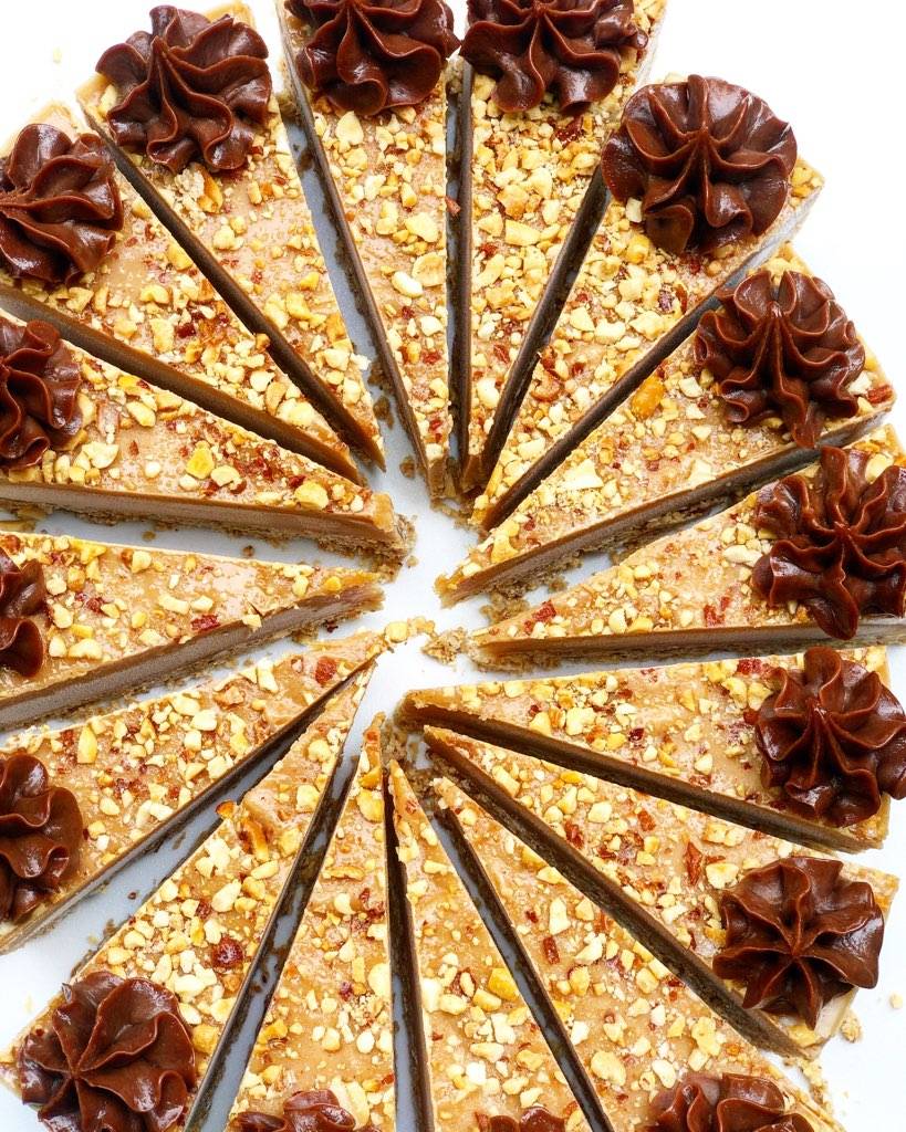 Empowered Plant Cakes | restaurant | 4408 Shore Dr, Virginia Beach, VA 23455, USA | 7576194746 OR +1 757-619-4746