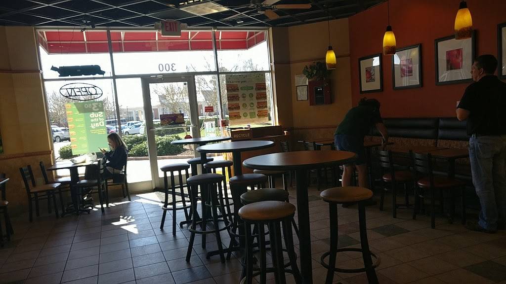 Subway | restaurant | 10130-300 Green Level Church Road, Cary, NC 27519, USA | 9194609422 OR +1 919-460-9422