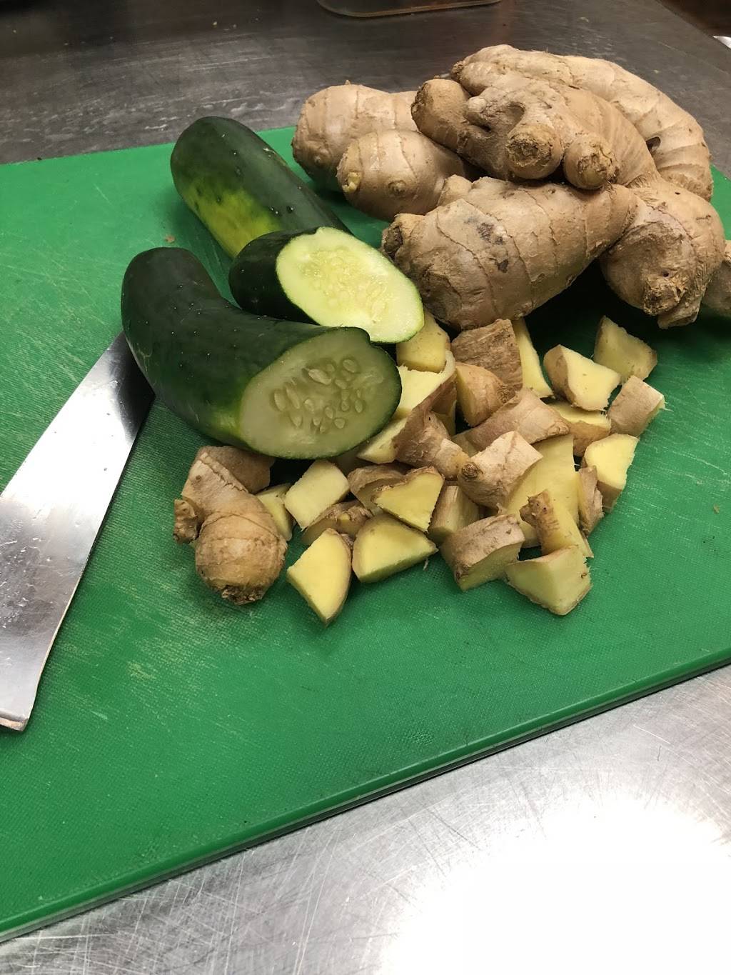 Ricks Cafe | restaurant | 3021 Naylor Rd SE, Washington, DC 20020, USA | 2026272310 OR +1 202-627-2310