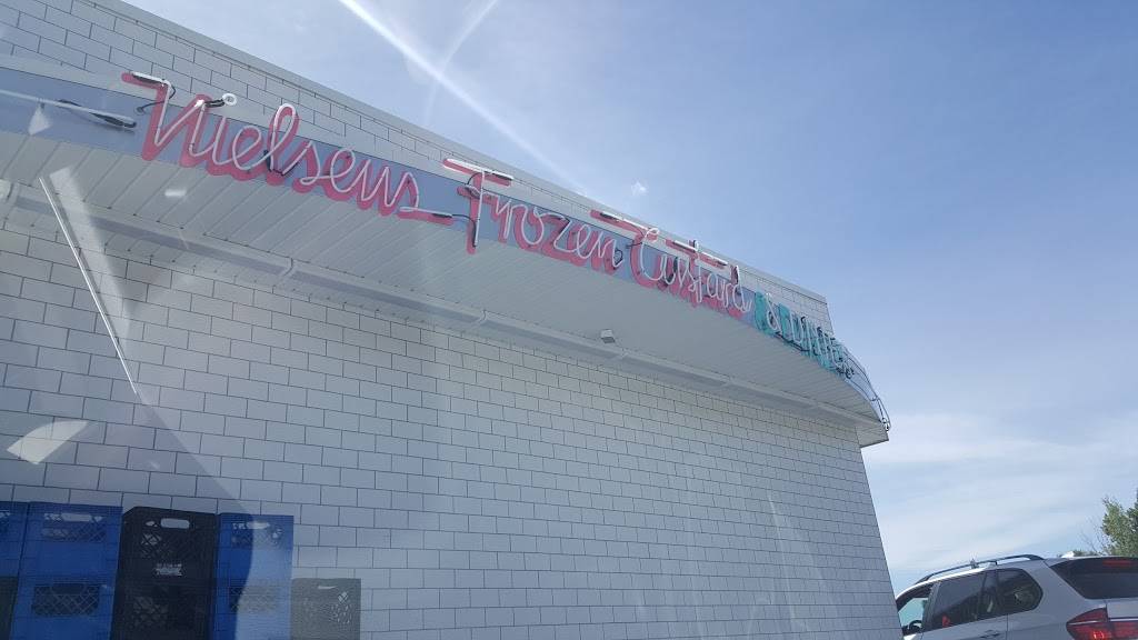 Nielsens Frozen Custard | restaurant | 3779 S Jordan Pkwy, South Jordan, UT 84009, USA | 8012807479 OR +1 801-280-7479