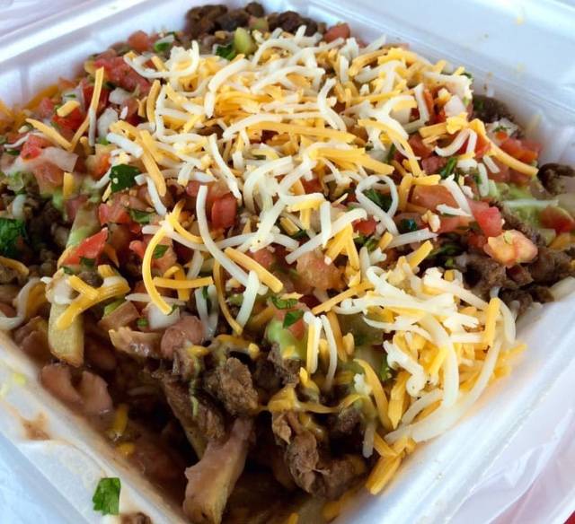 El Huero Drive Thru | restaurant | 3000 S Figueroa St, Los Angeles, CA 90007, USA | 2137470012 OR +1 213-747-0012