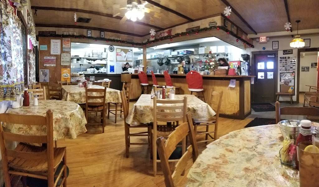 Alva Country Diner | restaurant | 21220 Palm Beach Blvd #3841, Alva, FL 33920, USA | 2397283366 OR +1 239-728-3366